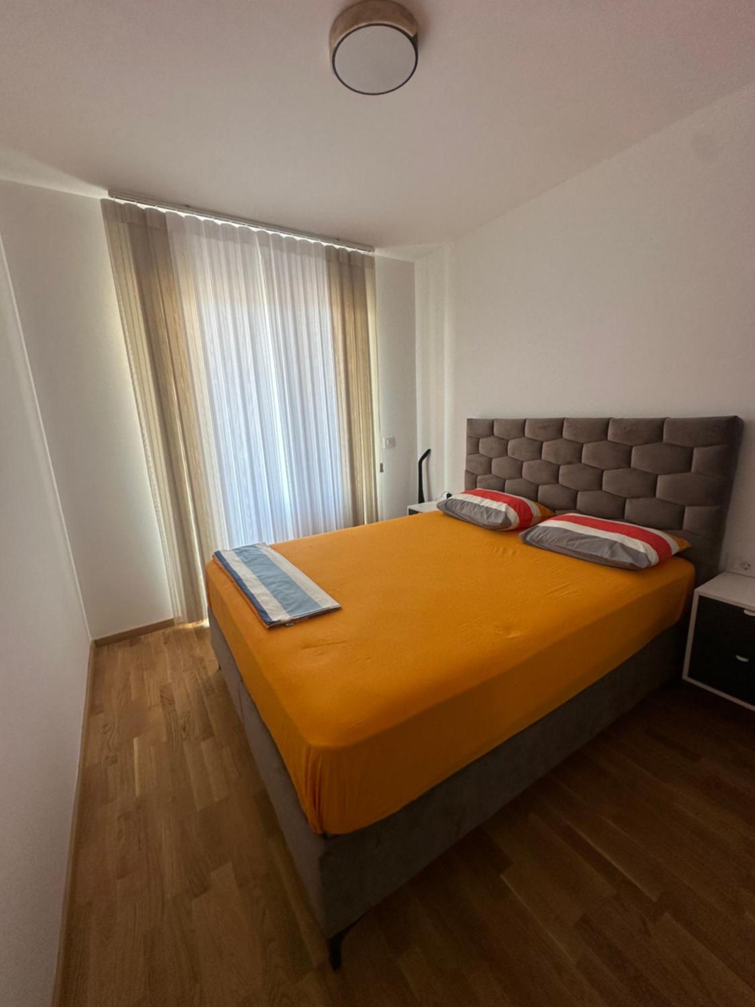 Apartment Lux